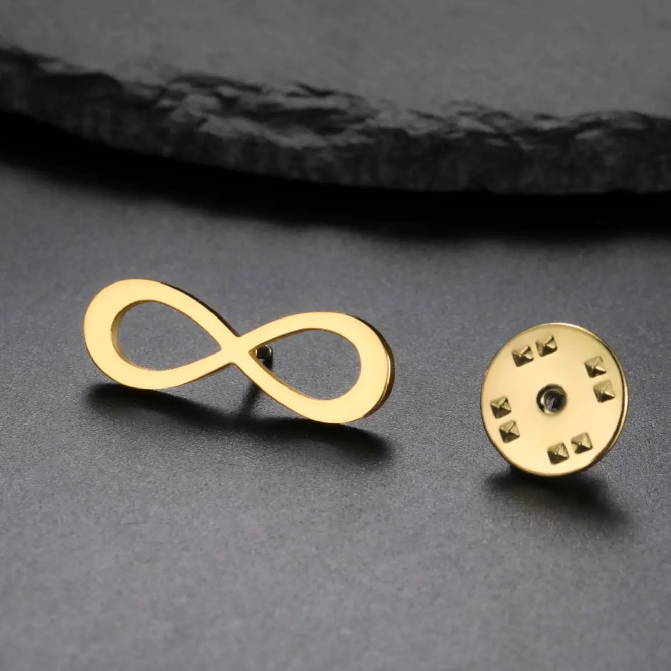 Infinity Loop Enamel Pin